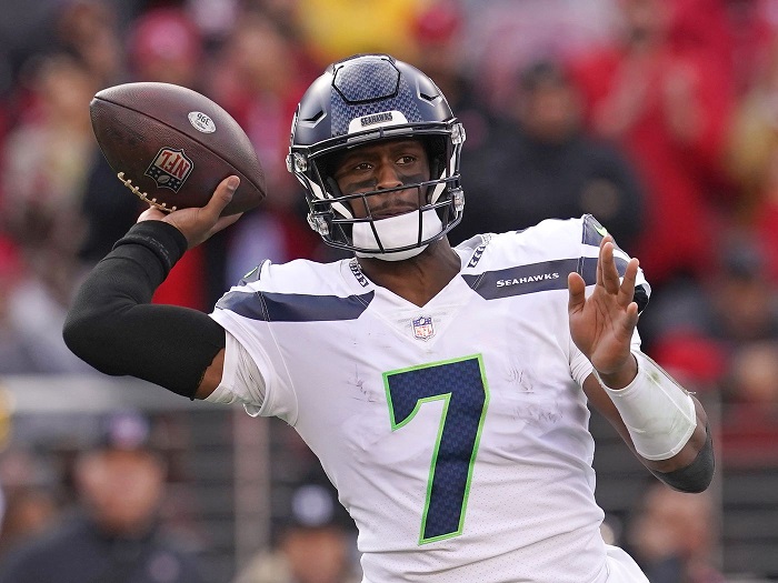 Seattle Seahawks allekirjoittaa Geno Smithin kolmen vuoden ja 105 miljoonan dollarin jatkosopimuksen